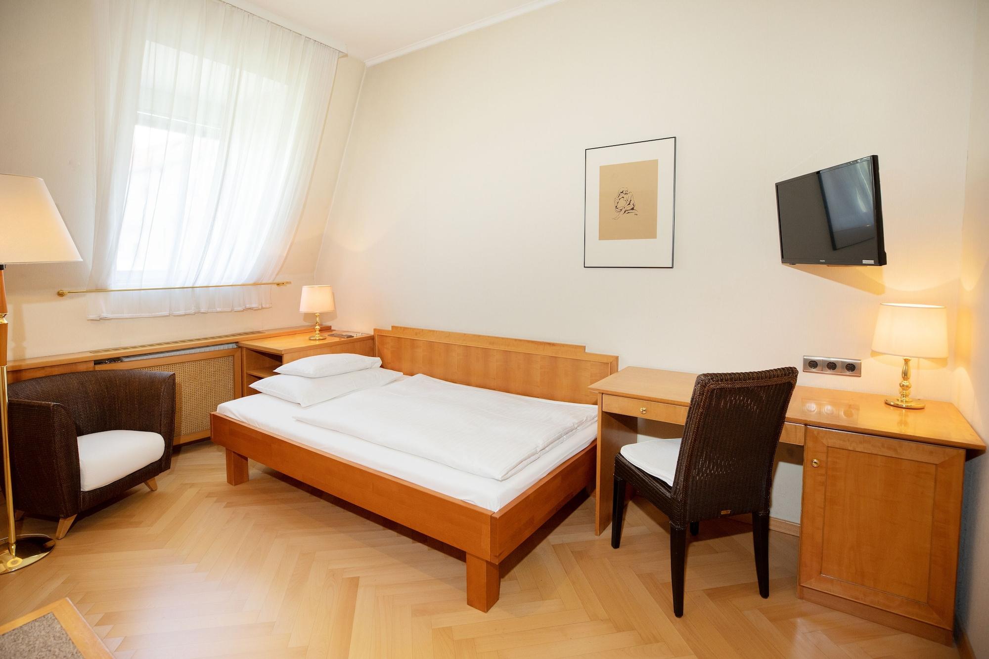 Hotel Gollner Грац Екстериор снимка