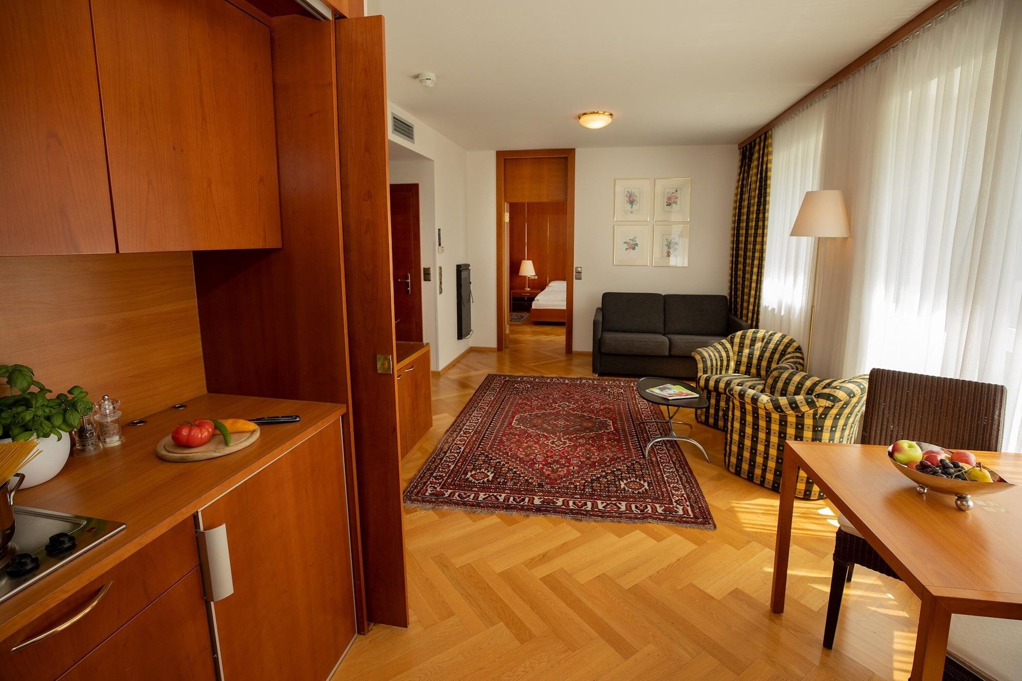Hotel Gollner Грац Екстериор снимка